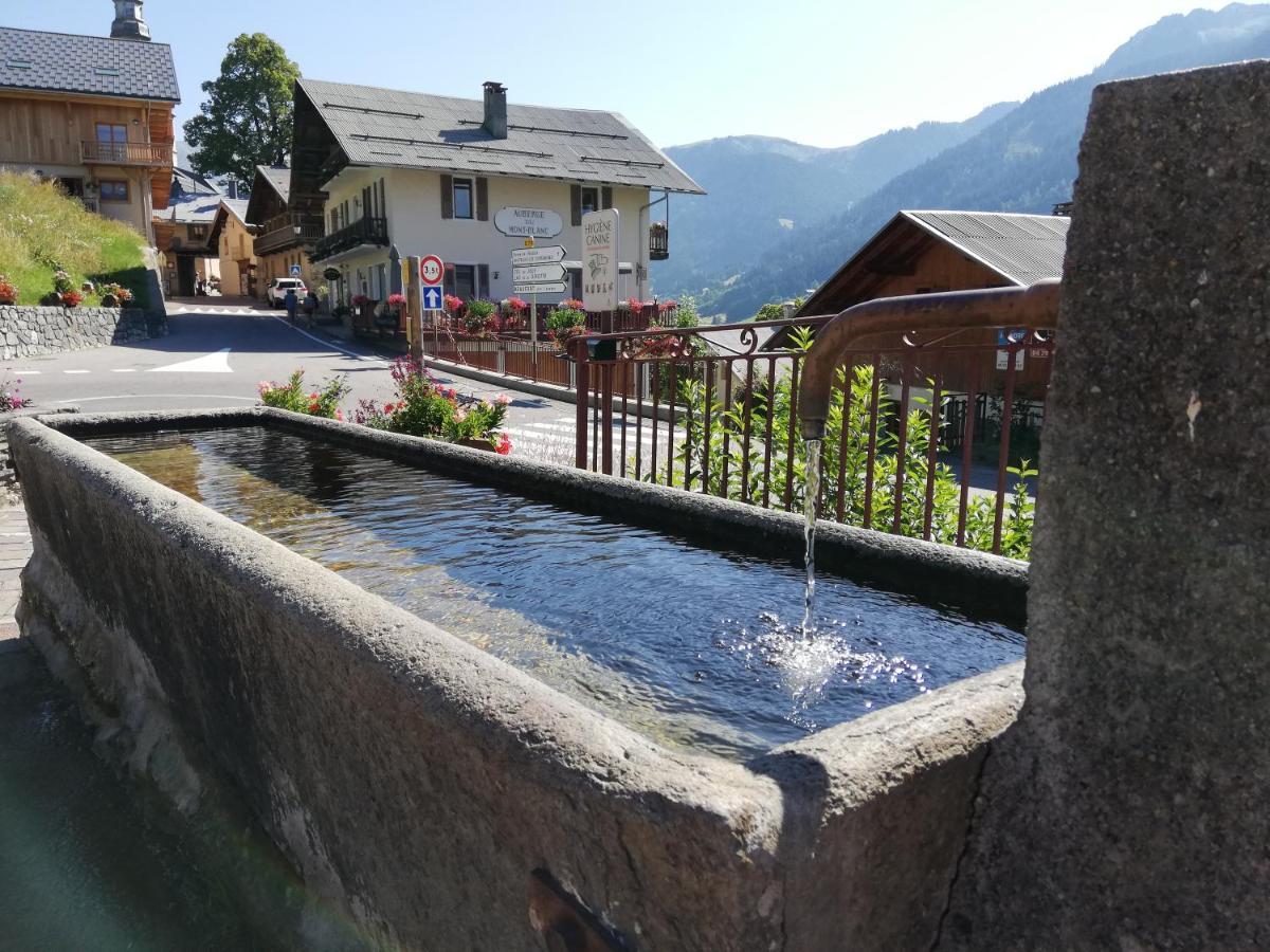 Chambres Et Tables D'Hotes Le Choton A Nono - Col Du Joly Beaufortain Hauteluce Exterior photo